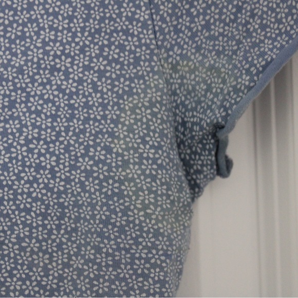 BRANDY MELVILLE Women's Floral Gina Baby Tee - Picture 2 of 4